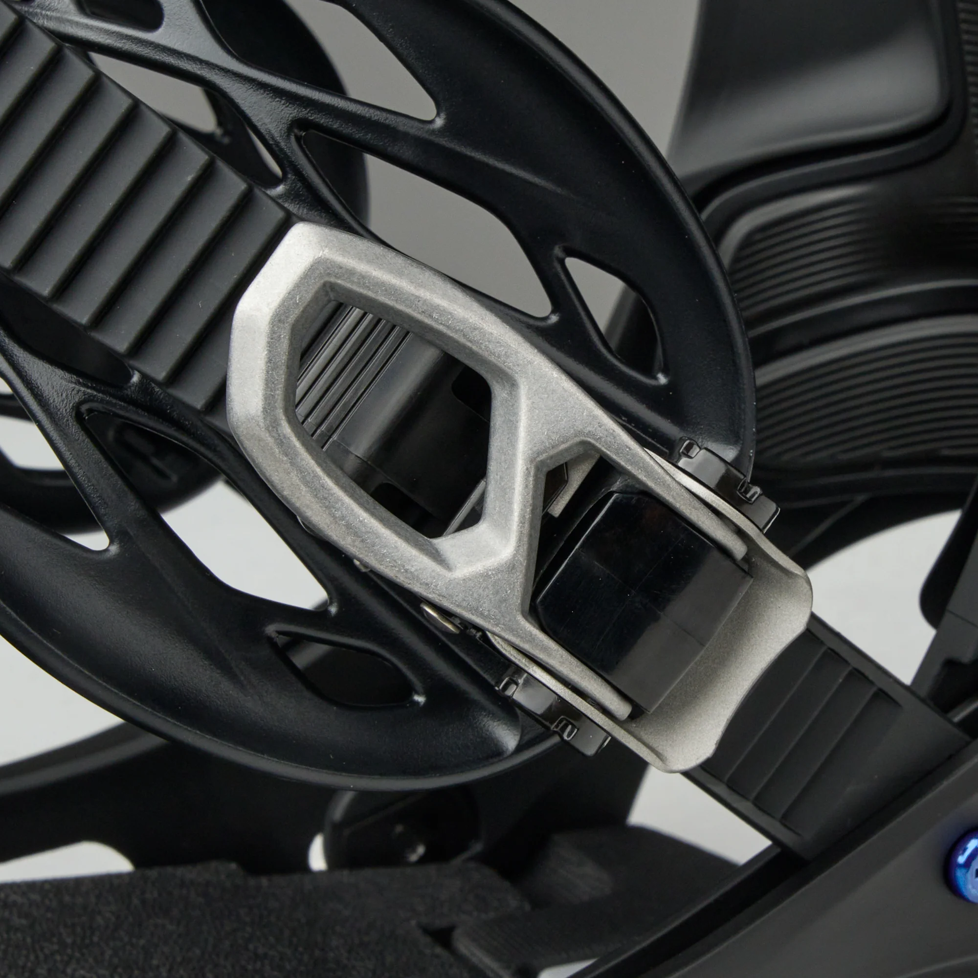 Burton Cartel X Re:Flex Snowboard Bindings 2026 - Image 5
